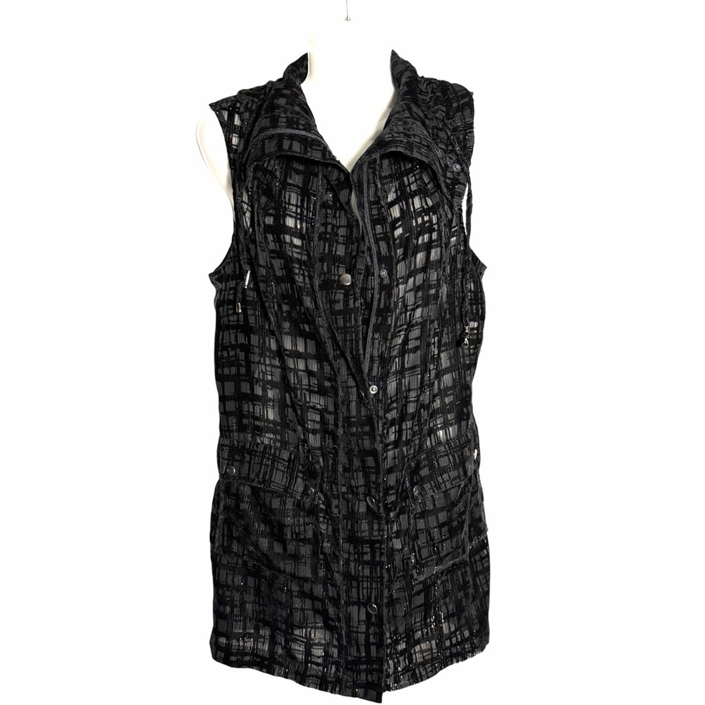 Berek Black Sheer Textured‎ vest with burnout velvet pattern high neck pockets